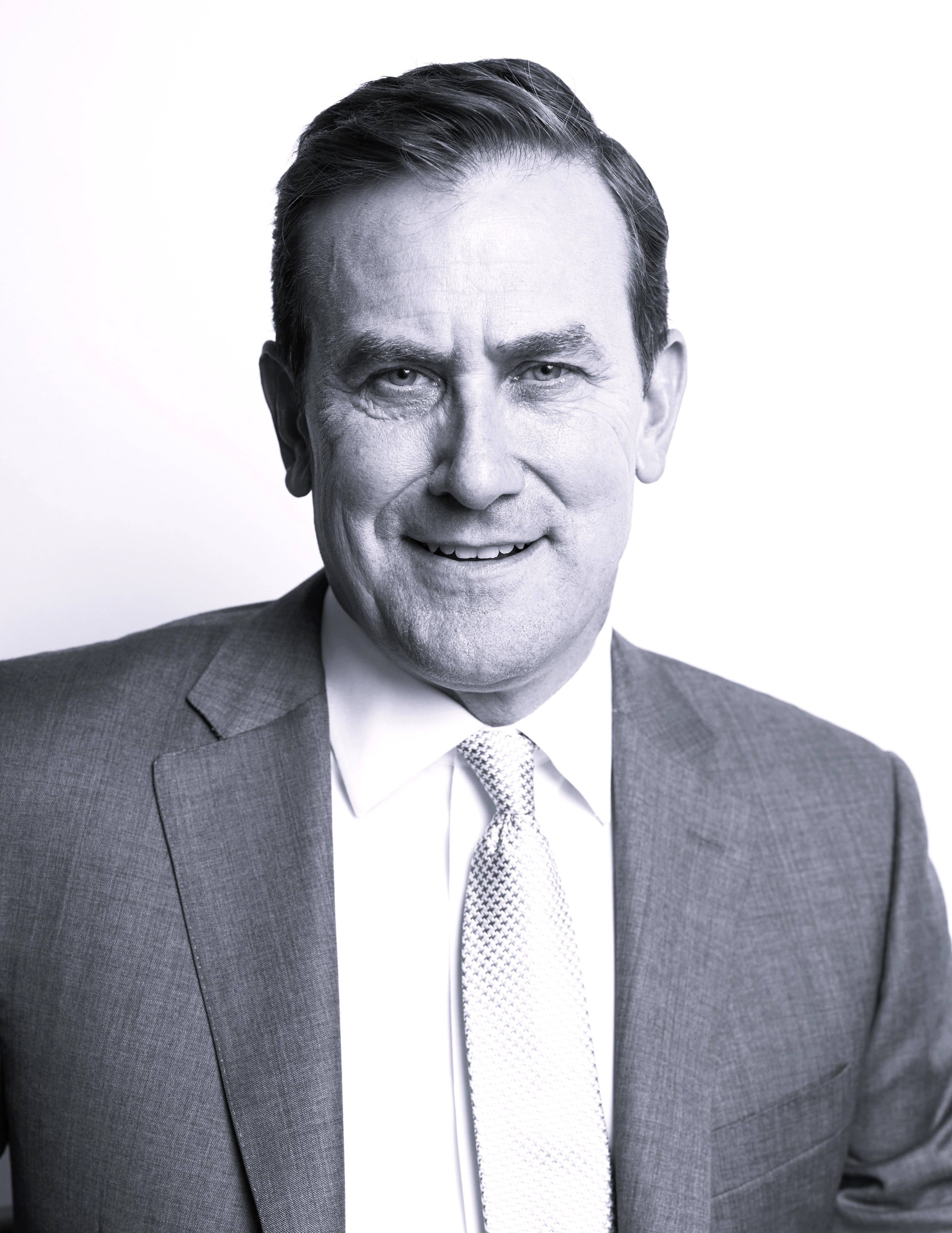 A Erter new photo b&w.jpg